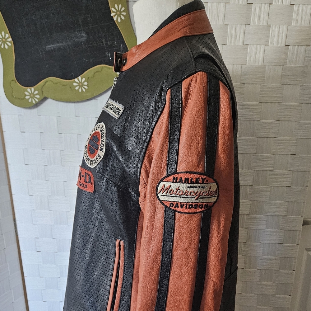 Harley Davidson racing style leather jacket size large Womens - Picture 2 of 7